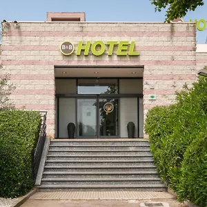 3* Otel B&B Hotel Faenza