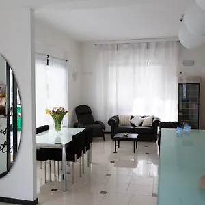  Hotel Ginevra